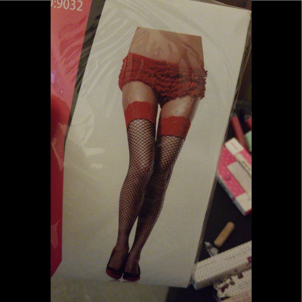 BNWT Sexy Womens Sheer Lace Top Stay Hold UP - Picture 2 of 2